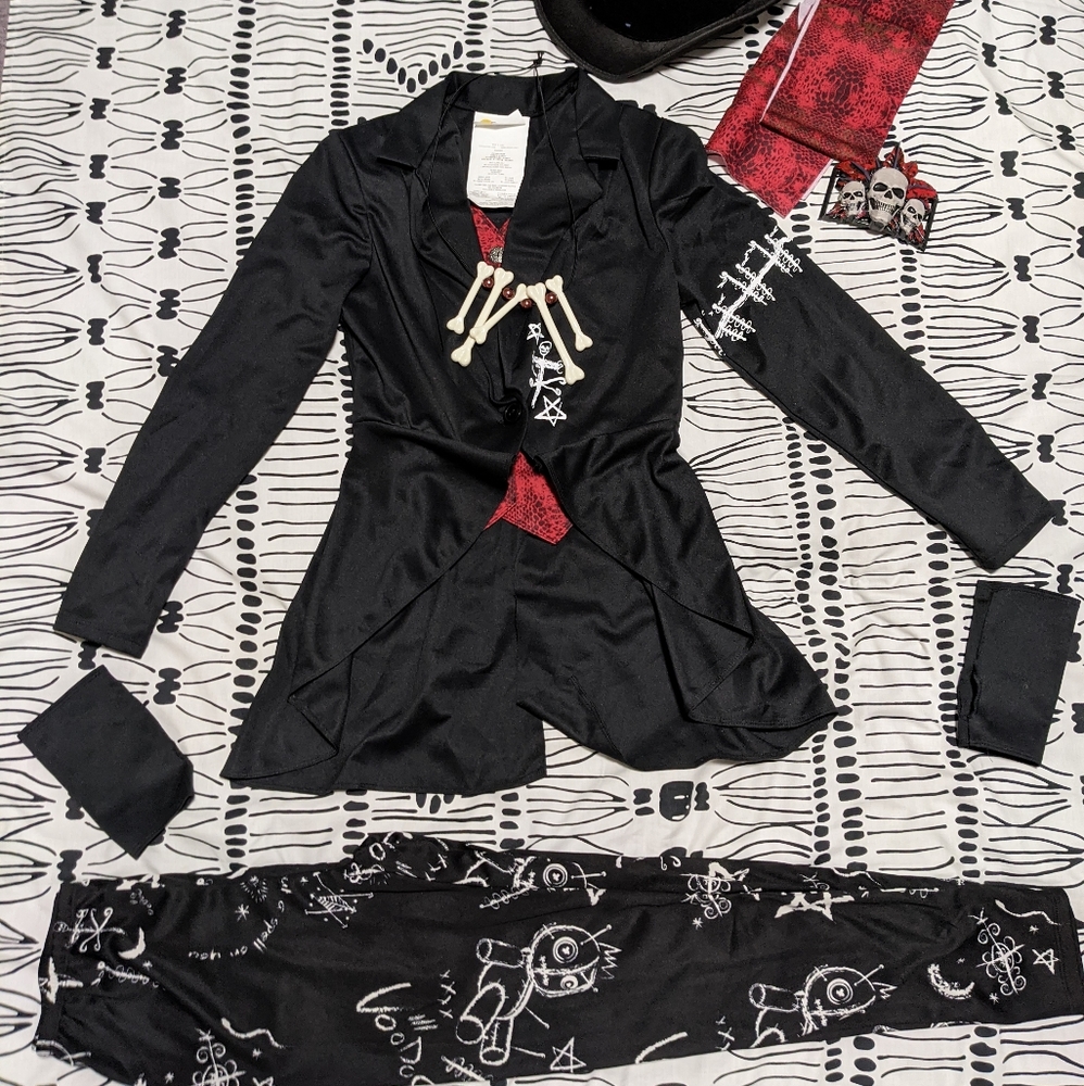 Voodoo Charm Tween's Costume